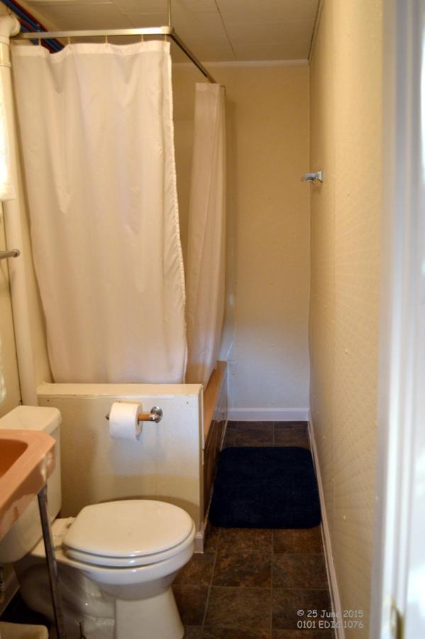 Edgewater Inn & Cottages Eagle River Habitación foto