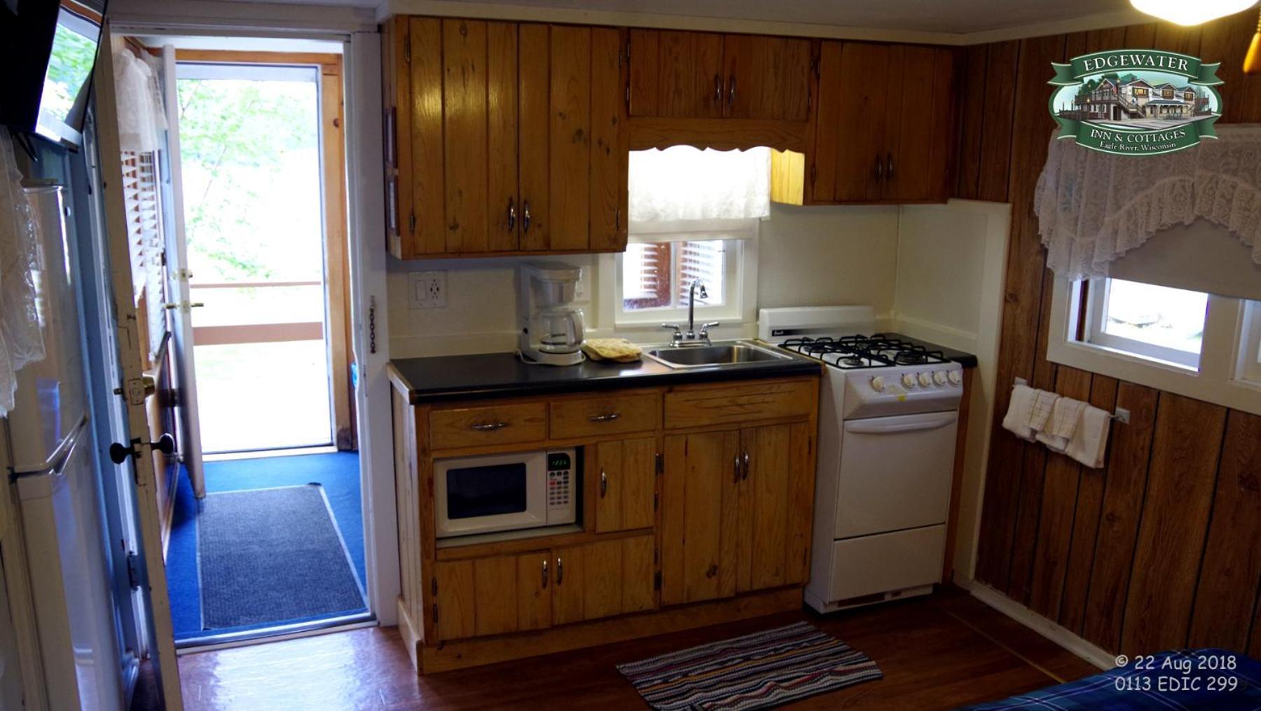 Edgewater Inn & Cottages Eagle River Habitación foto
