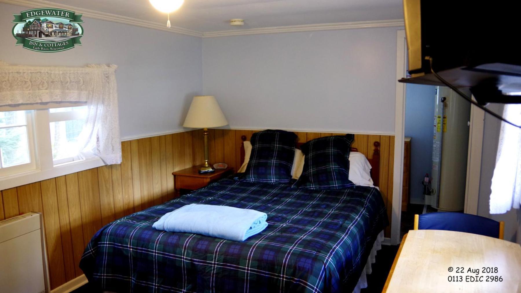 Edgewater Inn & Cottages Eagle River Habitación foto